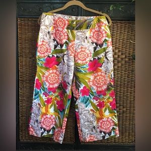 Harve Benard Petite Floral Capris